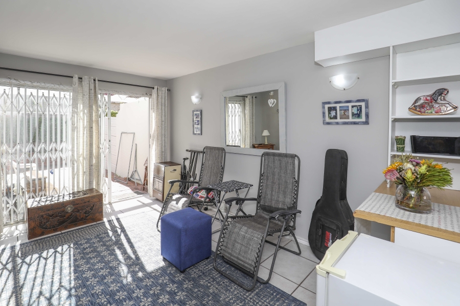 2 Bedroom Property for Sale in Plumstead Western Cape